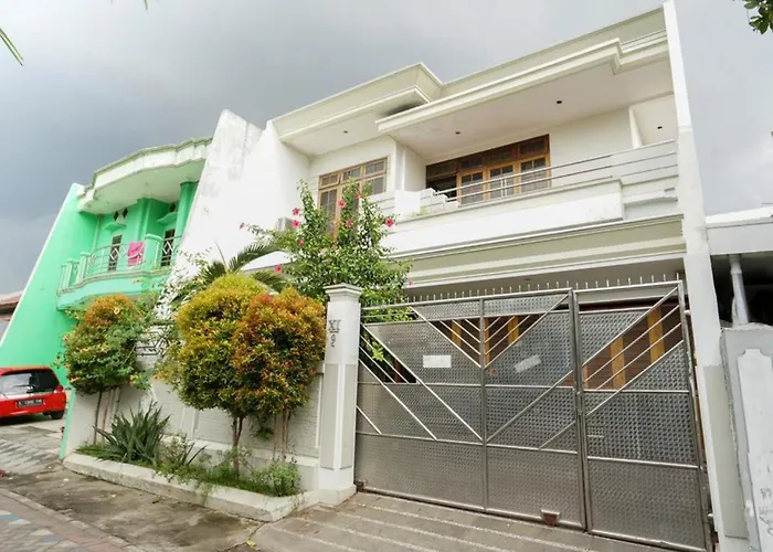 Bumi Banyu Bening SyariahHotel Surabaya